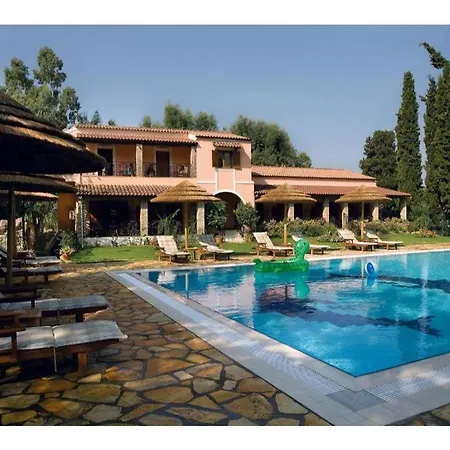 Corfu Club Standard 1 Aparthotel *